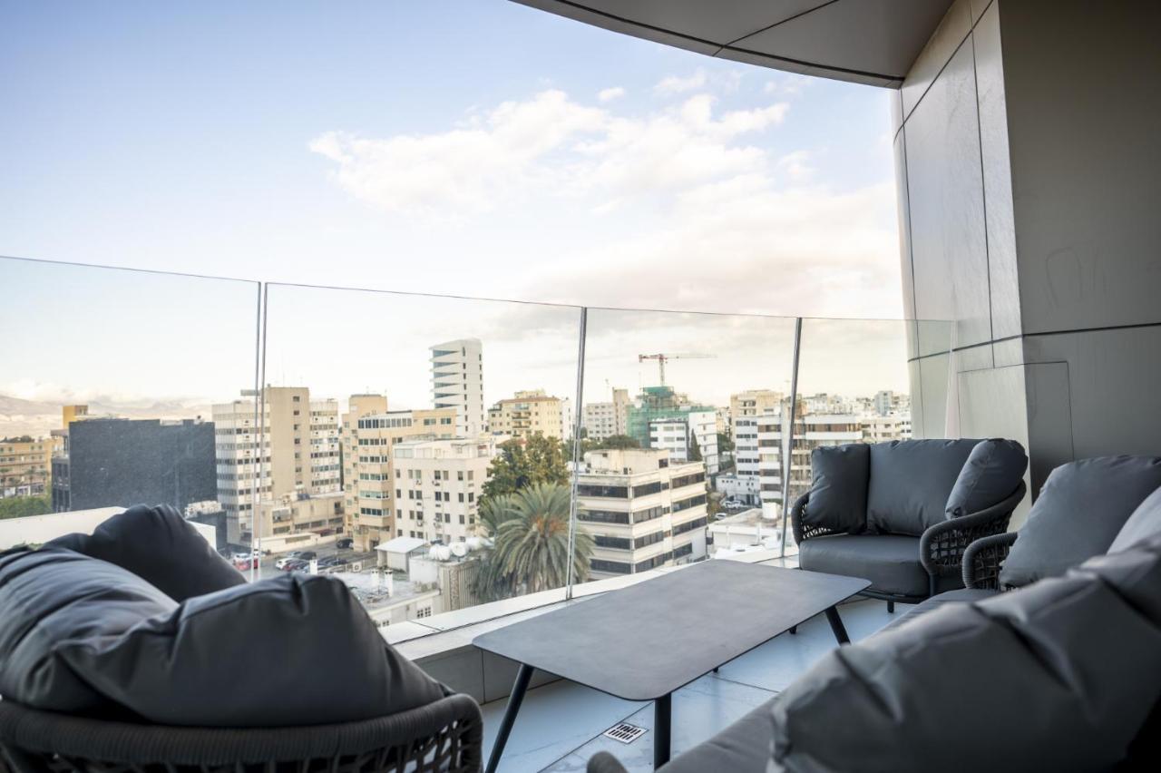 360 Nicosia - 1 Bedroom Luxurious Residence Exterior photo