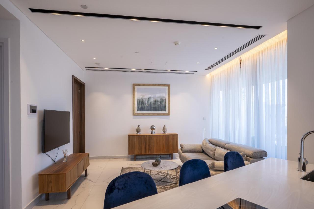 360 Nicosia - 1 Bedroom Luxurious Residence Exterior photo